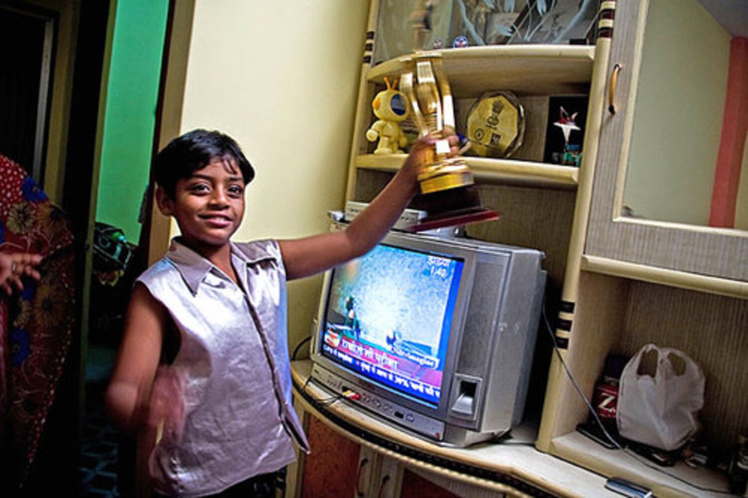 Slumdog Millionaire' child star gets new home