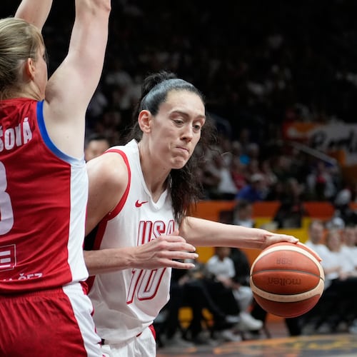 Czechia's Alena Hanusova guards Breanna Stewart, of the United States, during the Women's Basketball World Cup match between the United States and Czechia in Berlin, Monday, Sept. 7, 2026. (AP Photo/Ebrahim Noroozi)