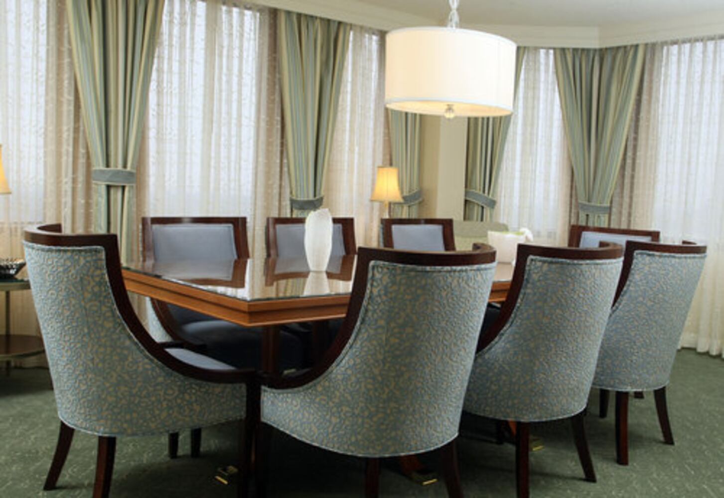 Atlanta's luxury hotel presidential suites