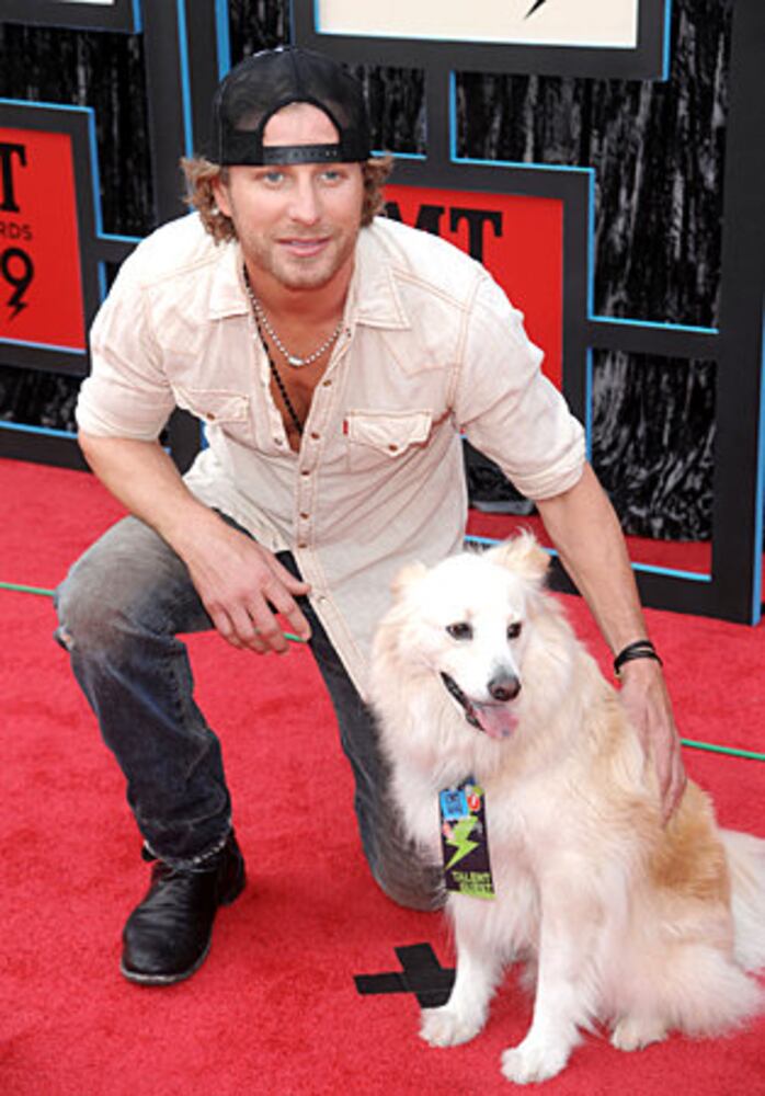 CMT Music Awards red carpet arrivals