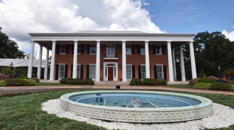 September 9, 2015 Atlanta - Exterior of The Governor's Mansion on Wednesday, September 9, 2015.HYOSUB SHIN / HSHIN@AJC.COM