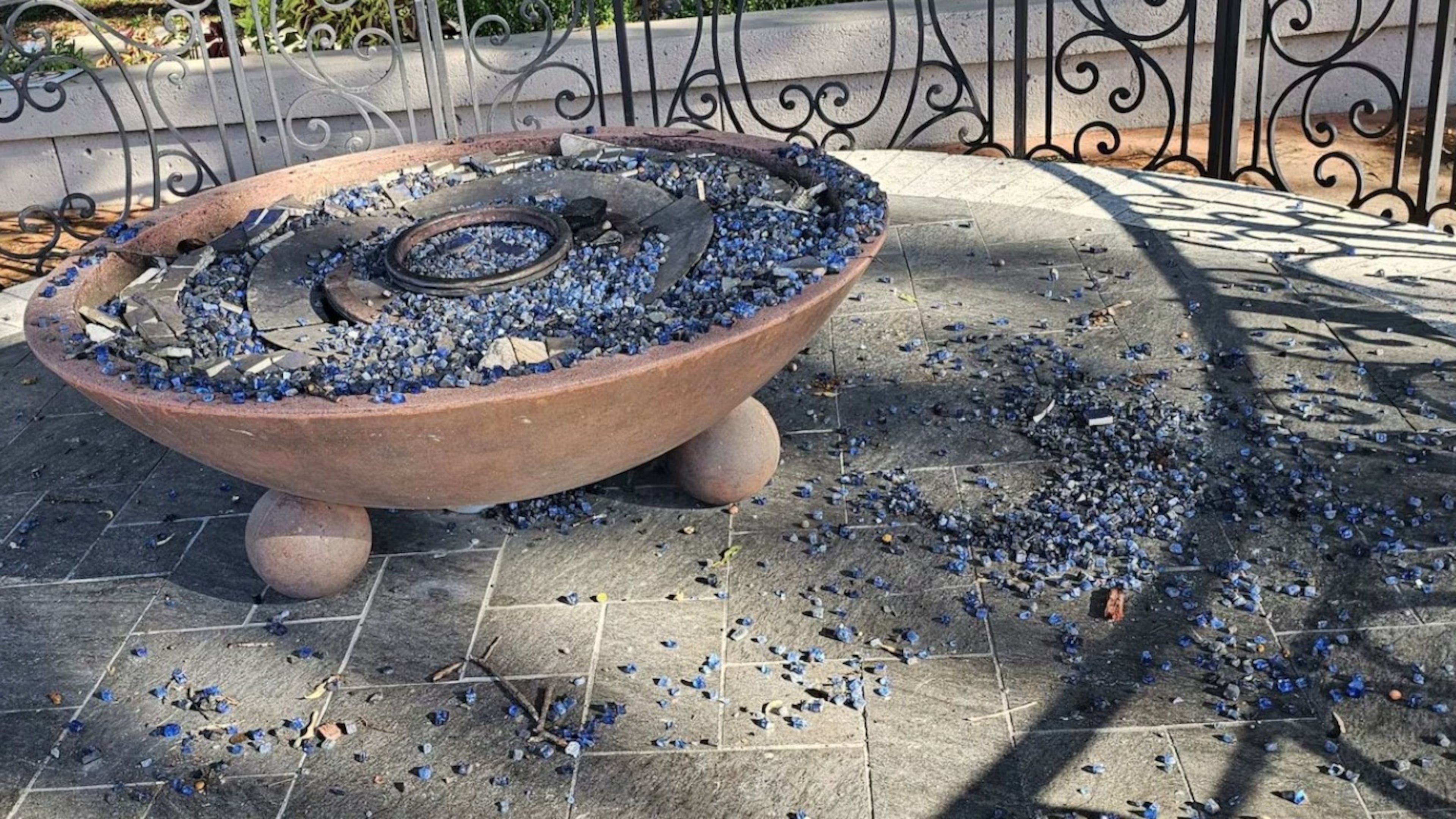 The Eternal Flame at the King Center in Atlanta's Sweet Auburn neighborhood was damaged early Saturday morning, Atlanta police said. (Courtesy of Channel 2 Action News)