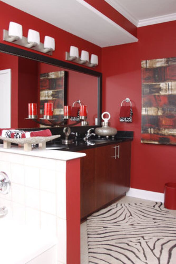Condo ideal for entertaining couple