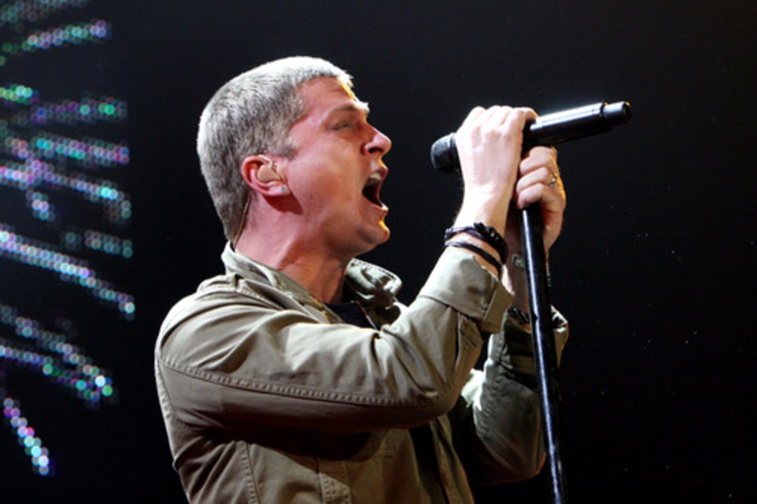 Matchbox Twenty, Alanis Morissette and Mute Math fill Philips