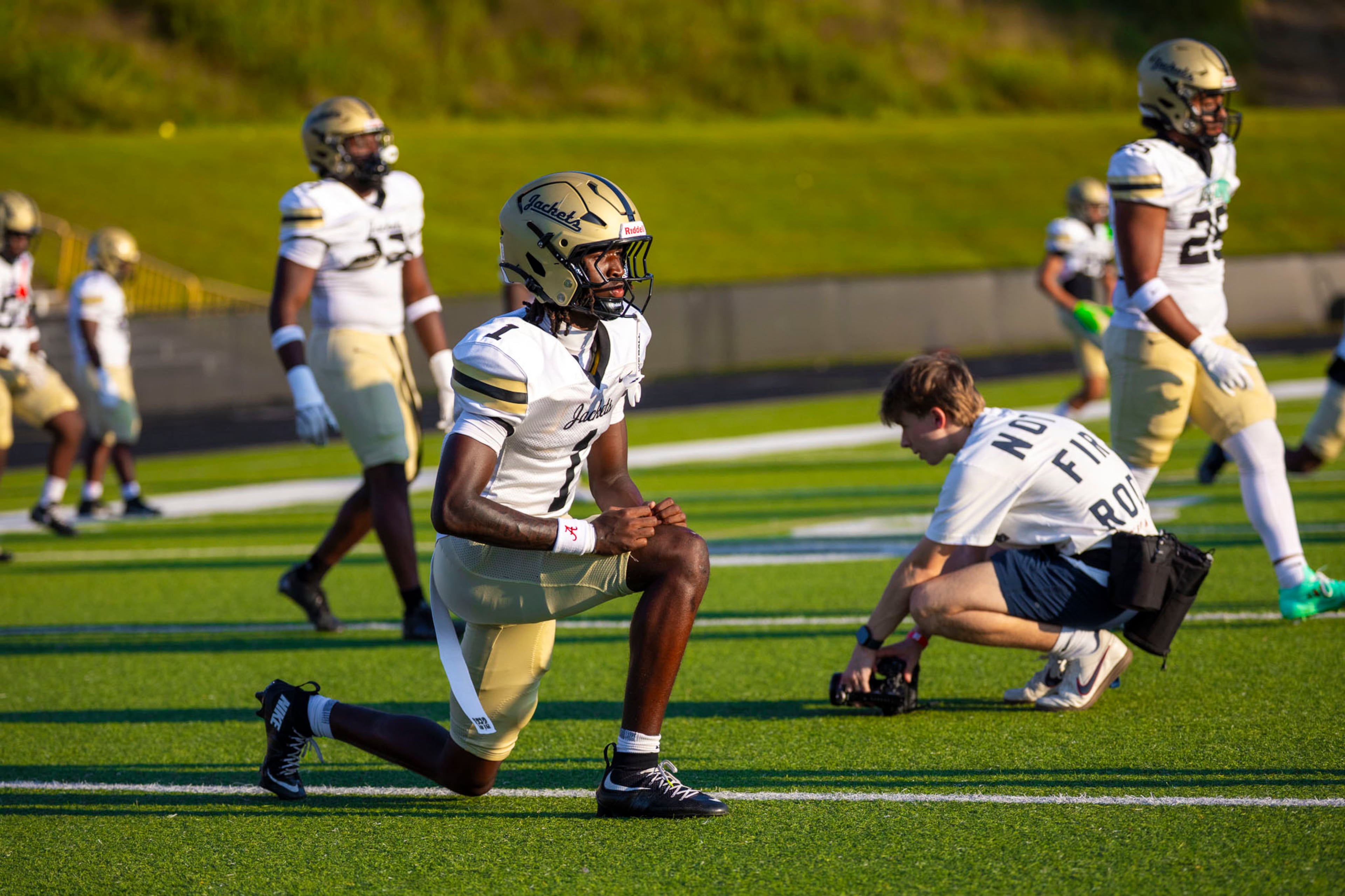 Sprayberry cornerback Jorden Edmonds (#1) lunges during the warmups against Sequoyah at Skip Pope Stadium in Canton, GA on Friday, Sept. 12th, 2025. (Oscar Guevara Saenz for the Atlanta Journal Constitution)