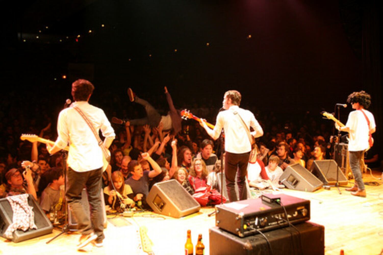 Black Lips headline party for Stomp and Stammer