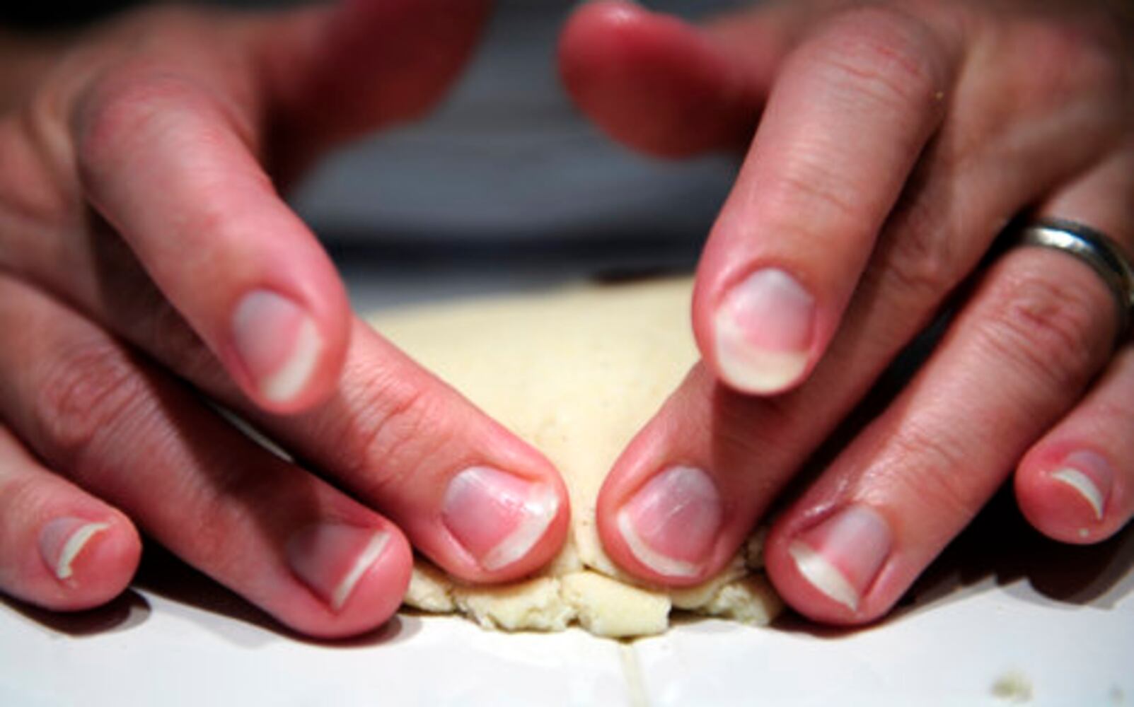 Make pupusas de queso