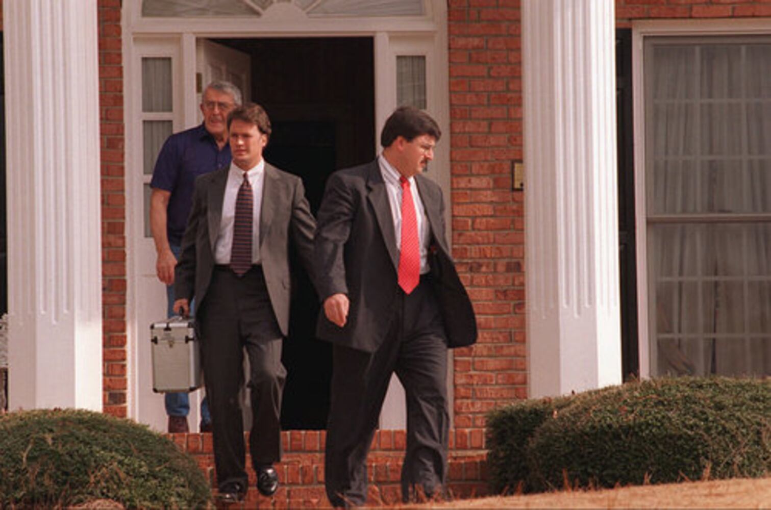 DNA clears Ramsey family in JonBenet murder