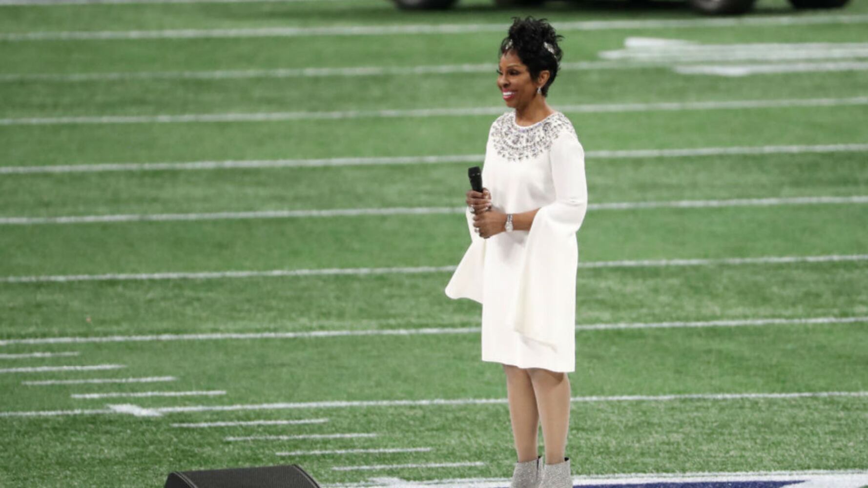 gladys knight national anthem
