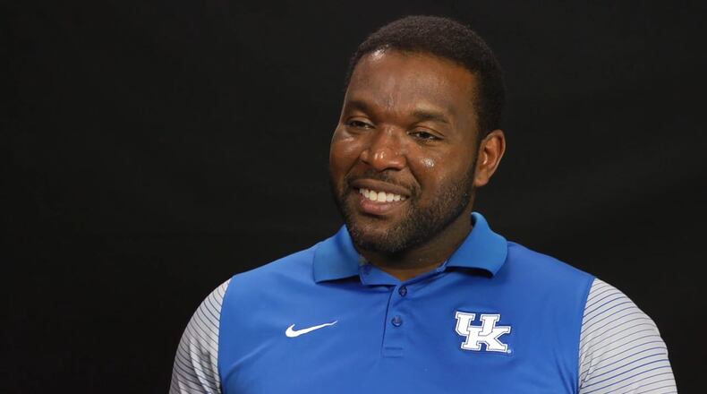 Light Alcohol Consumption Is Linked to Increased Cancer Risk, Says Study.Conducted by scientists in Japan, the study was published in the journal, 'Cancer.'.They found a 5% increase of cancer risk for people who drink alcohol even moderately.The amount of daily drinking equated to either two ounces of whiskey, six ounces of wine or 17 ounces of beer.During the study, the drinking habits of about 63,000 cancer patients were compared to the same number of people without cancer.Colon, throat,