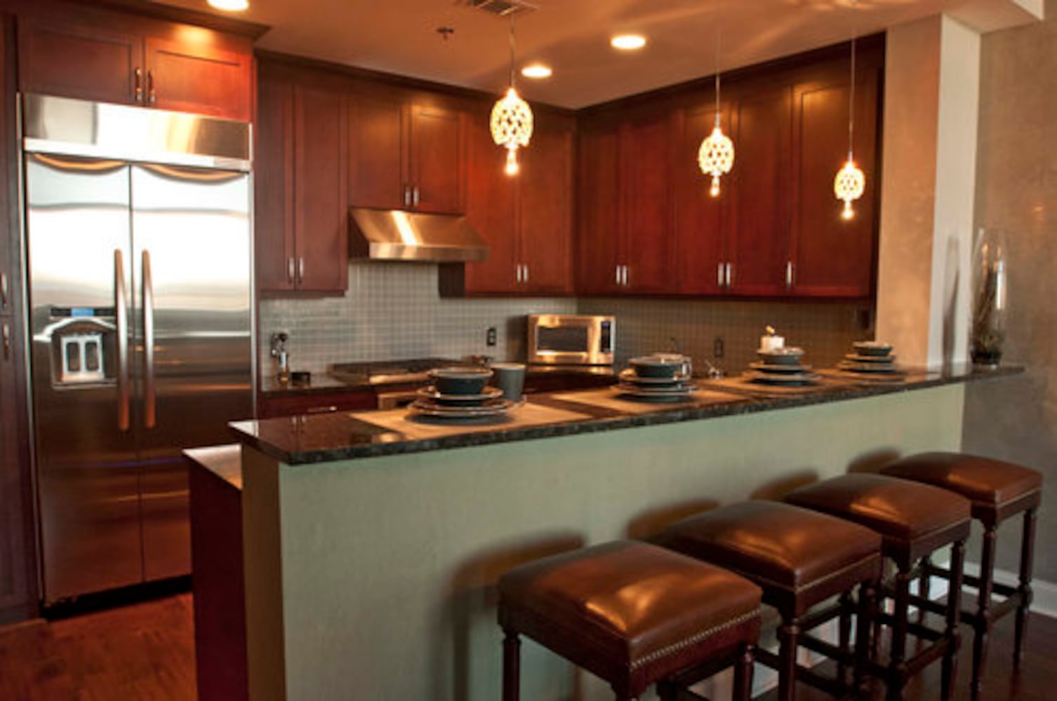 Couple chooses condo in the Atlantic