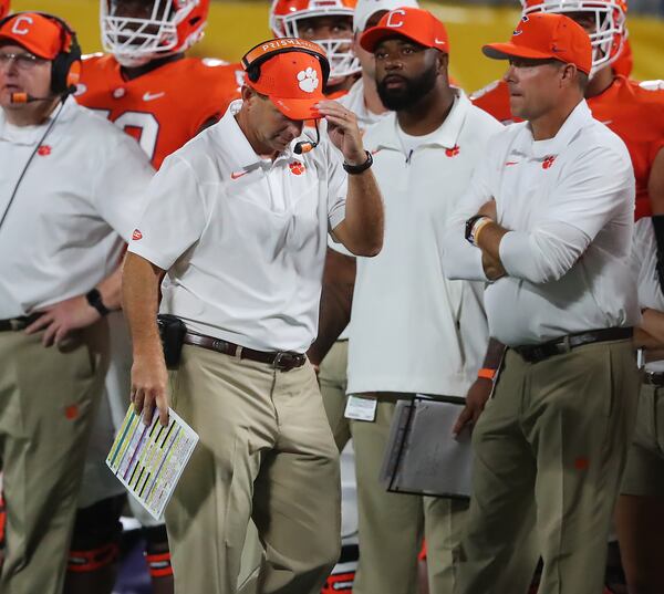 Clemson head coach Dabo Swinney reacts after a Georgia sack.    “Curtis Compton / Curtis.Compton@ajc.com”