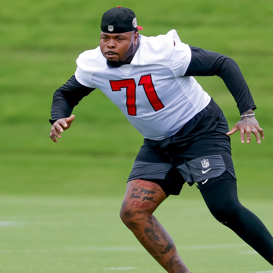 Falcons offensive tackle Jawaan Taylor practices Monday, June 8, 2026, in Flowery Branch. (Erik S. Lesser for the AJC)