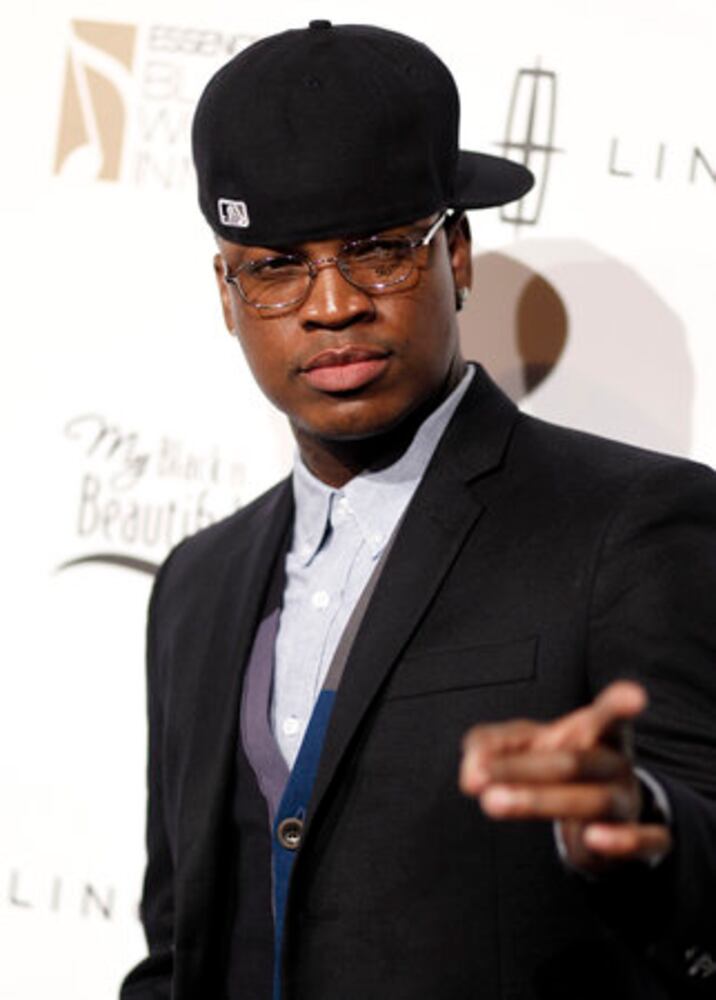 Celebrity photos, February 2012