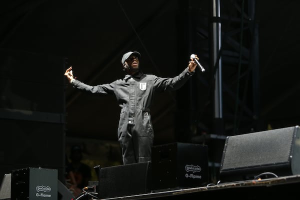 Artist 6lack, the East Atlanta crooner whose real name is Ricardo Valdez Valentine Jr., was scheduled to celebrate the 10-year anniversary of his popular debut album “Free 6lack” on tour. (Tyson Horne/AJC 2019)