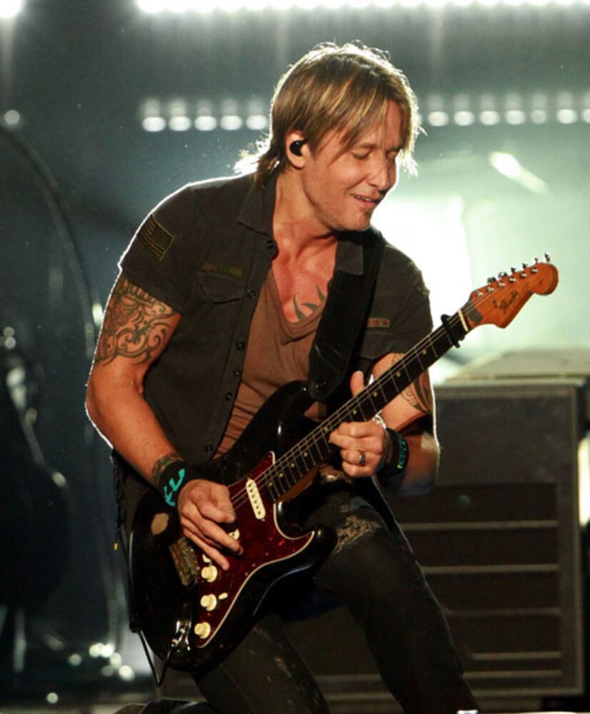 Keith Urban plays Verizon Wireless Amphitheatre