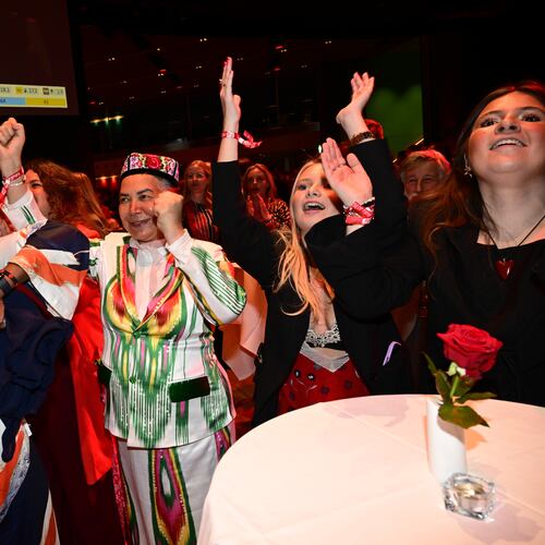 Social Democrats react to the presentation of the exit poll at the Social Democrats' election night watch party, in Stockholm, Sunday, Sept. 13, 2026. (Jonas Ekströmer/TT News Agency via AP)