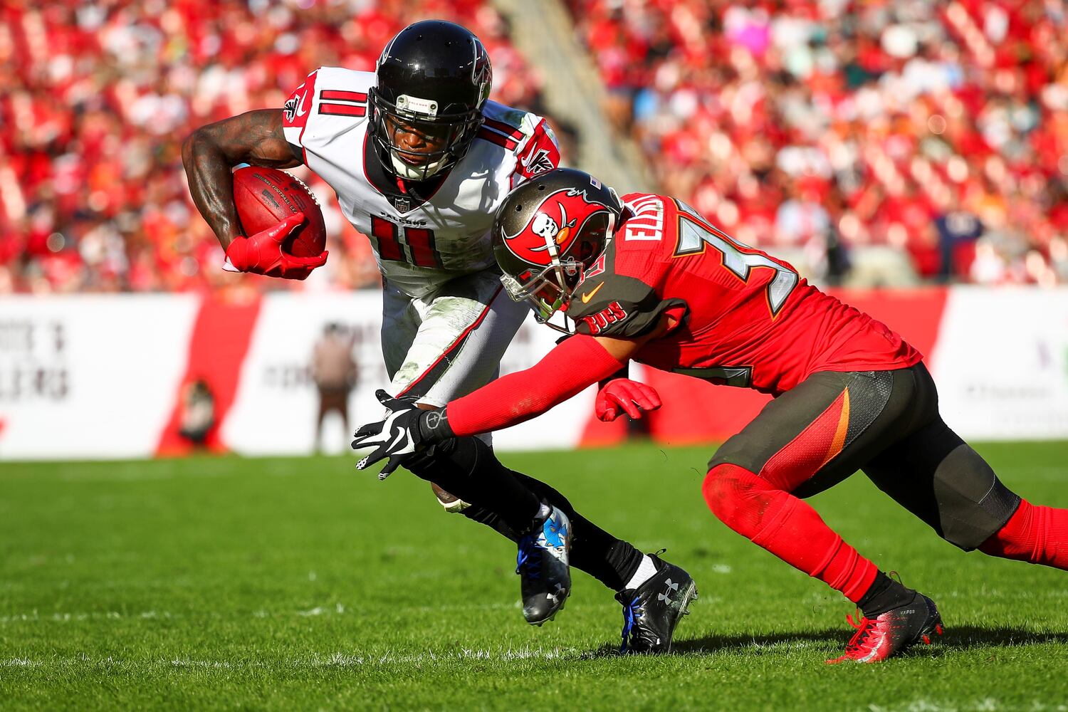 Photos: Falcons face Buccaneers in season finale