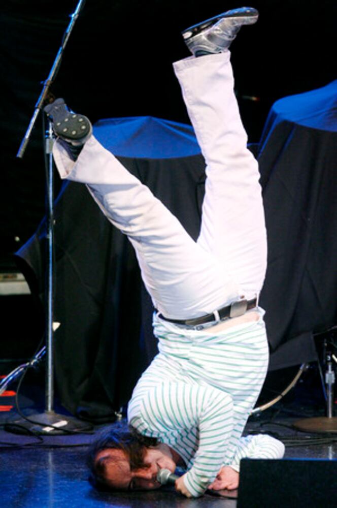 Jane's Addiction reunites for NME Awards