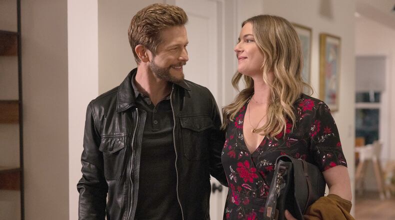 THE RESIDENT: L-R: Matt Czuchry and Emily VanCamp in the season finale Neon Moon episode of THE RESIDENT airing Tuesday, May 17 (8:00-9:01 PM ET/PT) on FOX. ©2022 Fox Media LLC Cr: Nathan Bolster/FOX