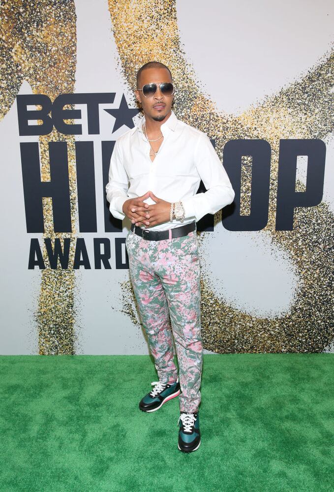 Photos: 2018 BET Hip Hop Awards red carpet