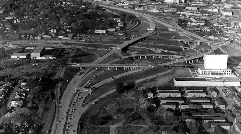 Atlanta, Ga.: Interstate interchanges in southeast section of Atlanta. Georgia Archives building in center right. Downtown expressway runs left-right, I-20 runs top to bottom. (early 1960s)