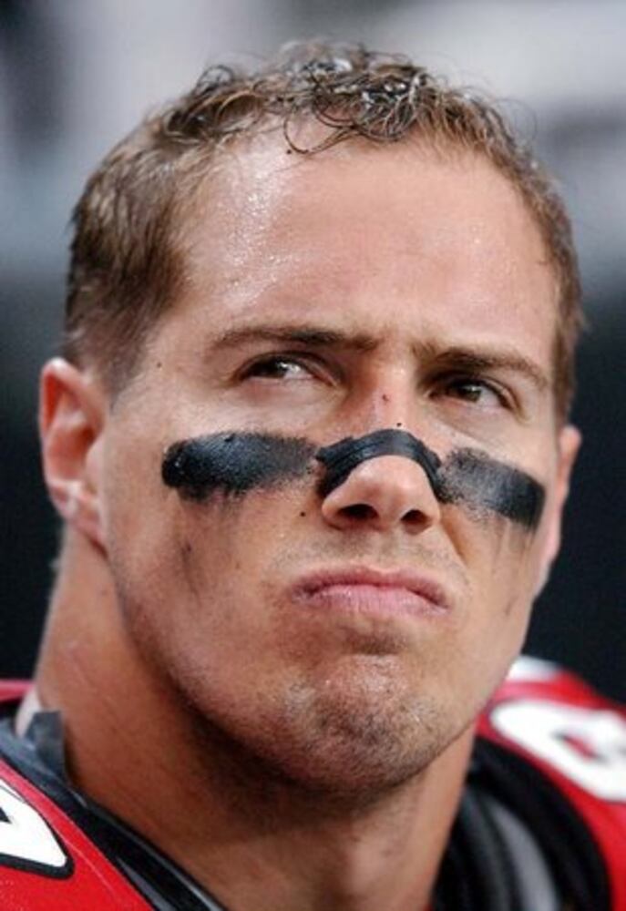 Former Falcons DE Kerney retires