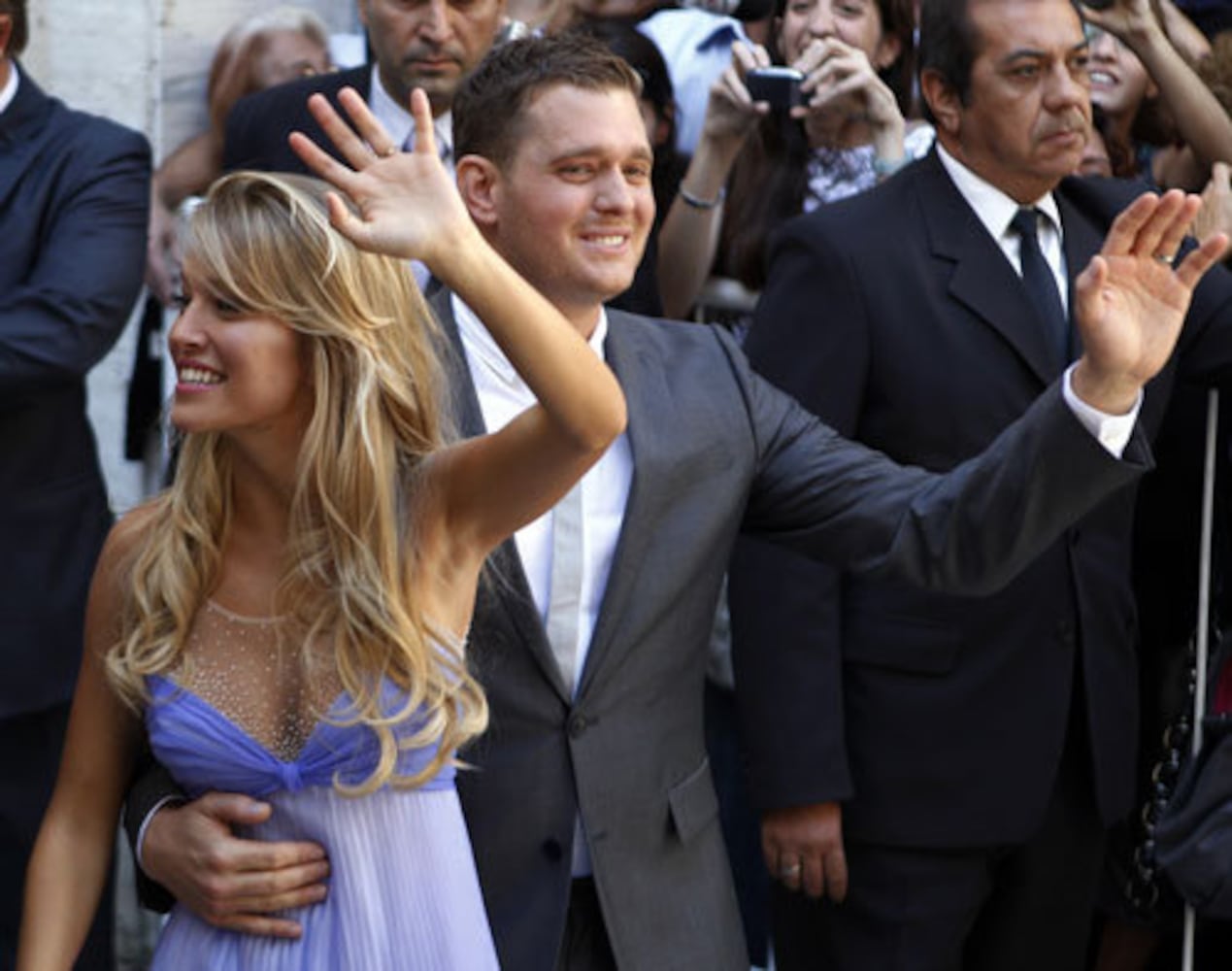 Michael Buble weds TV star Luisana Lopilato