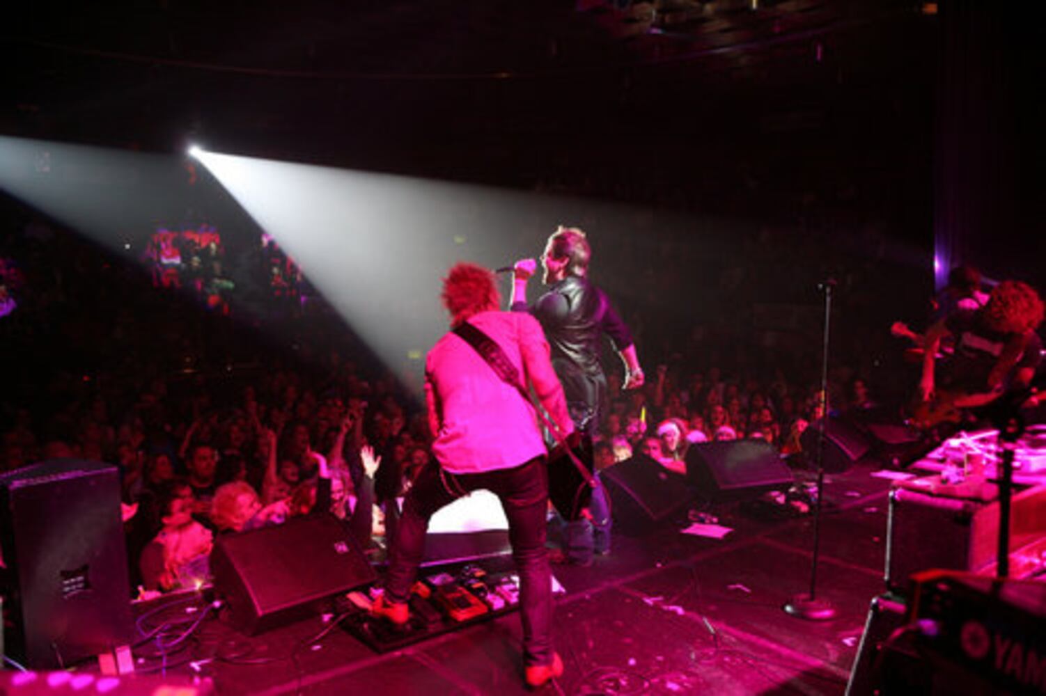 Q100's Miracle on West Peachtree Christmas concert