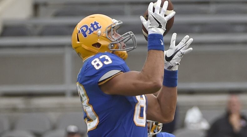 Pitt tight end Scott Orndorff made one of the big plays of Saturday’s game by catching a deflected pass for a 74-yard touchdown pass in the fourth quarter of the Panthers’ 37-34 win over Georgia Tech. )Associated Press/Fred Vuich)