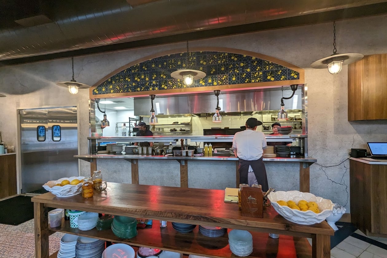 Alici was inspired by the seafood of Italy’s Amalfi Coast. (Courtesy of Paula Pontes 2023)