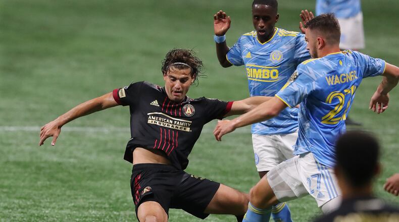 Atlanta United midfielder Santiago Sosa (left) missed most of the preseason after undergoing surgery in December. (Curtis Compton / Curtis.Compton@ajc.com)