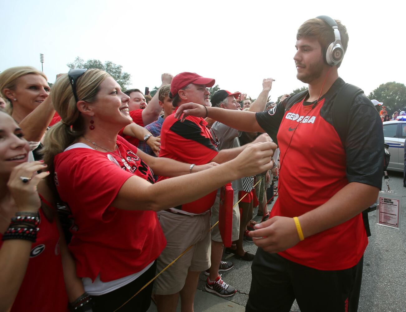 UGA players arrive for game, 8/31