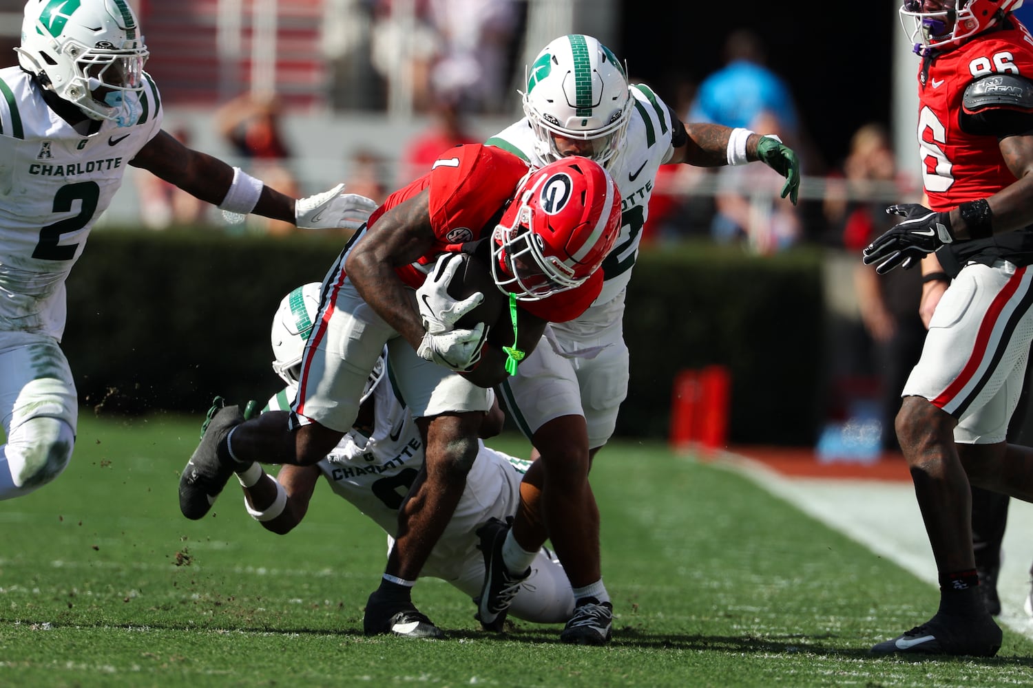 aajc 112225 uga charlotte football

