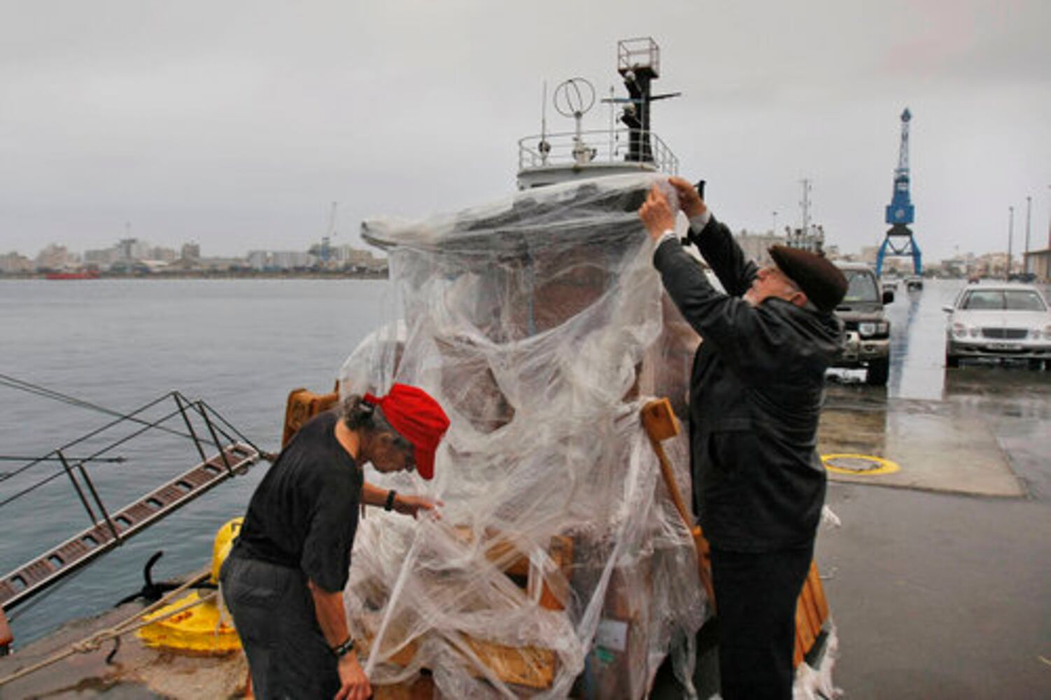 Cynthia McKinney relief boat struck