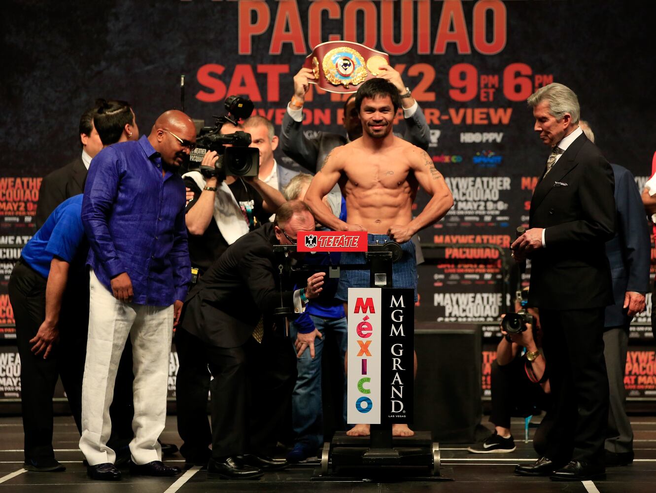Mayweather Pacquiao weigh-in