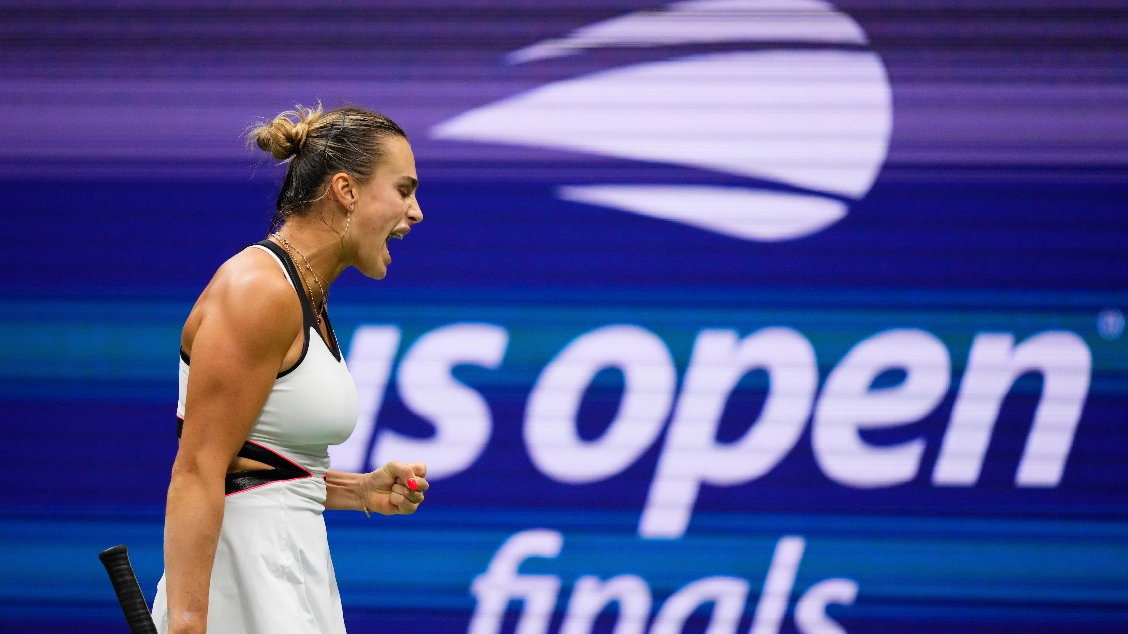 Aryna Sabalenka, of Belarus, reacts after a point against Amanda Anisimova, of the United States, during the women's finals of the U.S. Open tennis championships, Saturday, Sept. 6, 2025, in New York. (AP Photo/Yuki Iwamura)