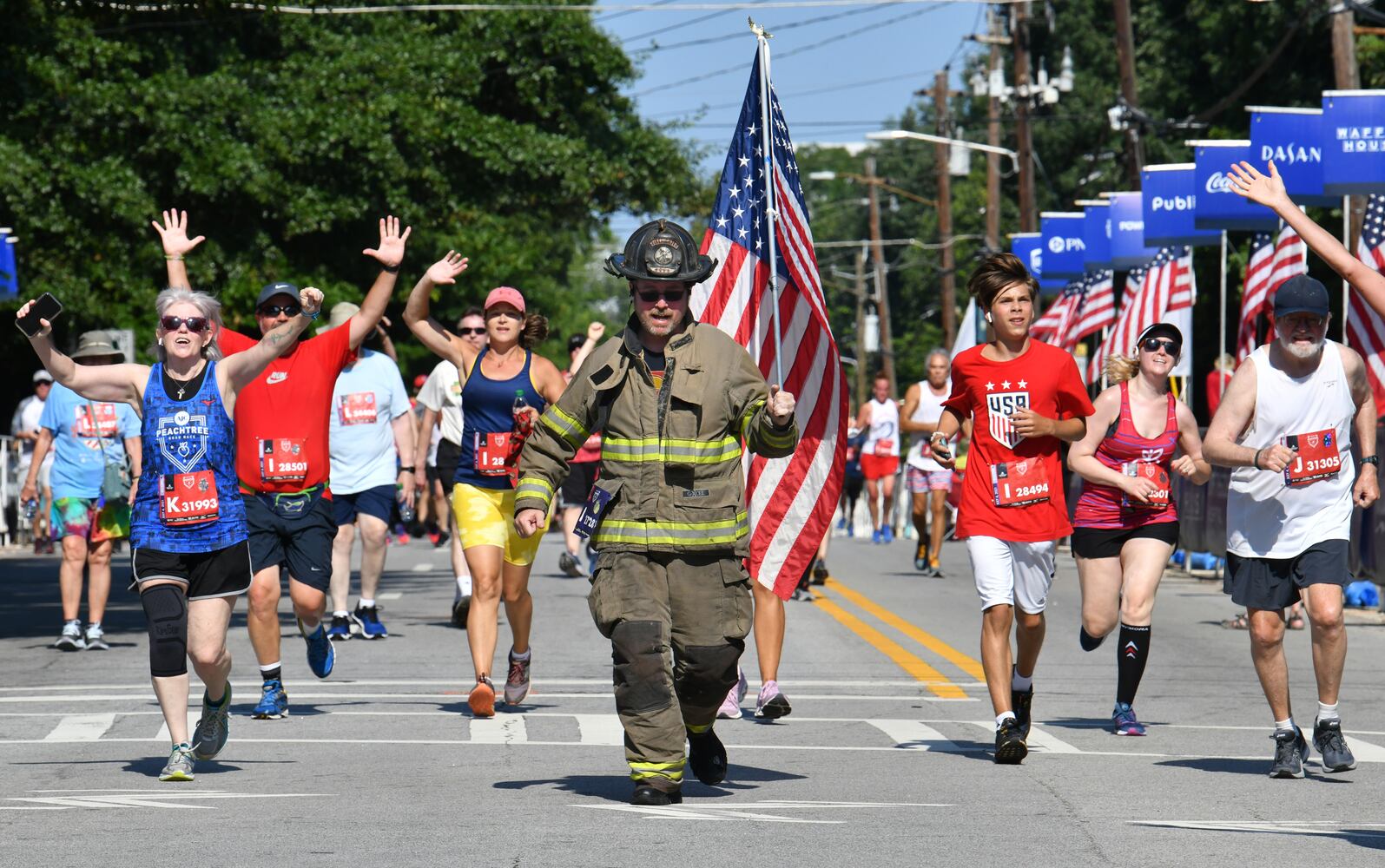 Peachtree Road Race photo