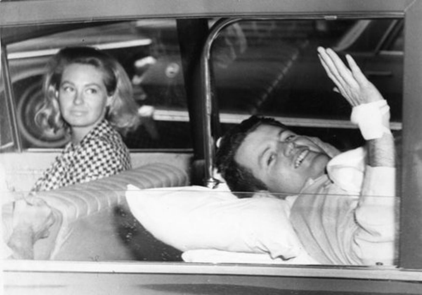 Sen. Edward M. Kennedy dies at 77