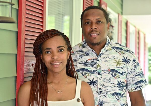 Alanteo “Henry” Hutchinson of West Point with his girlfriend, Tameka Atkinson. Hutchinson has been suffering from a loss of energy since his struggle with COVID-19. (Hyosub Shin / Hyosub.Shin@ajc.com)