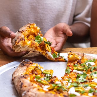 Pizza Verdura Sincera sets out to prove that plant-based pizza can go toe-to-toe with a traditional pie. (Courtesy of Pizza Verdura Sincera)