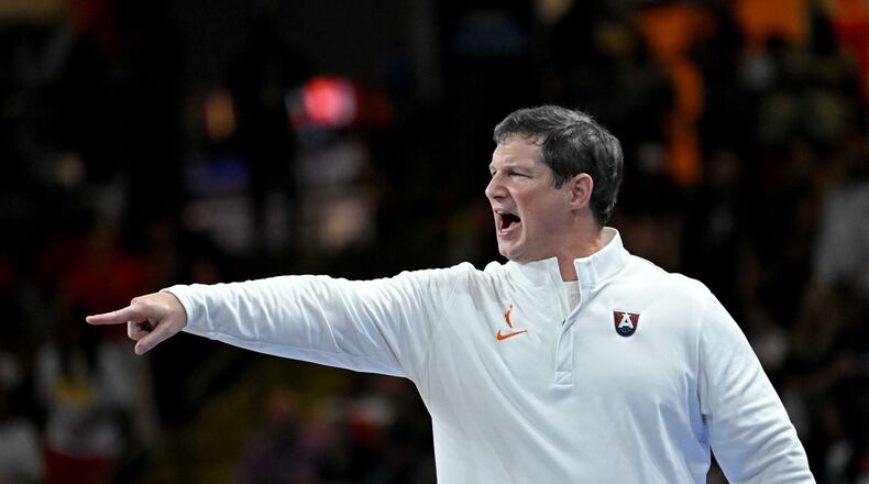 Atlanta Dream head coach Karl Smesko shouts instructions during the second half in a WNBA basketball game at Gateway Center Arena on Friday, May 22, 2026, in Atlanta. Atlanta Dream won 86-69 over Dallas Wings. (Hyosub Shin/AJC)