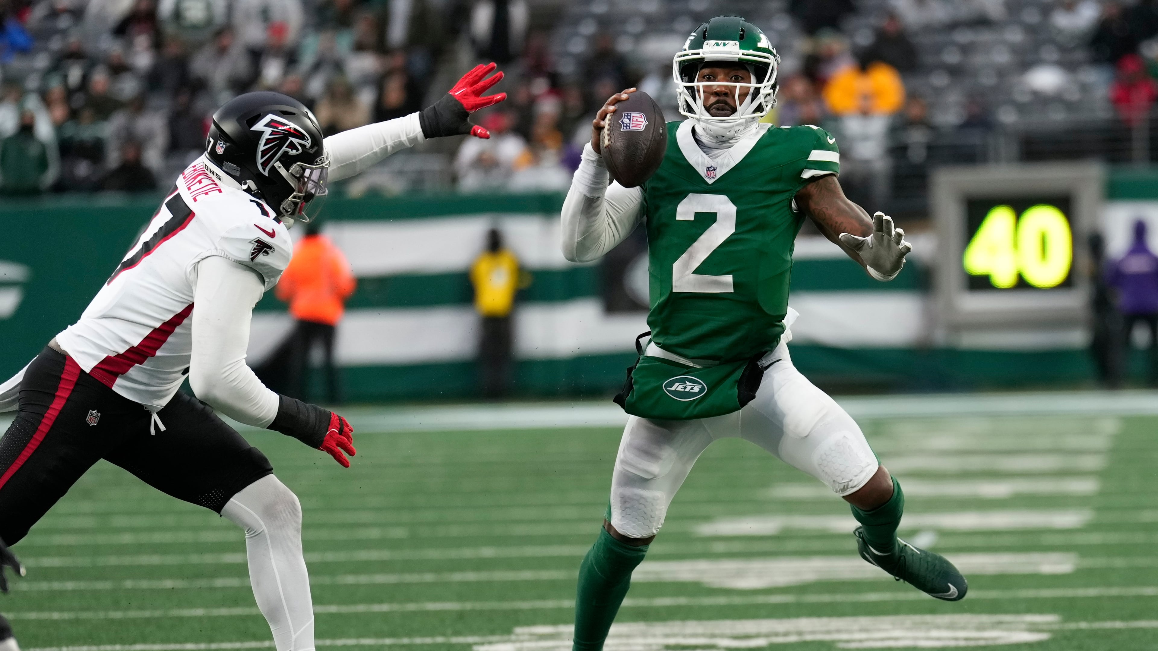 The Falcons' defense held the Jets offense mostly in check until the final quarter, when Tyrod Taylor was able to mount a drive that burned nearly 7 minutes and tied the game late. (Seth Wenig/AP)