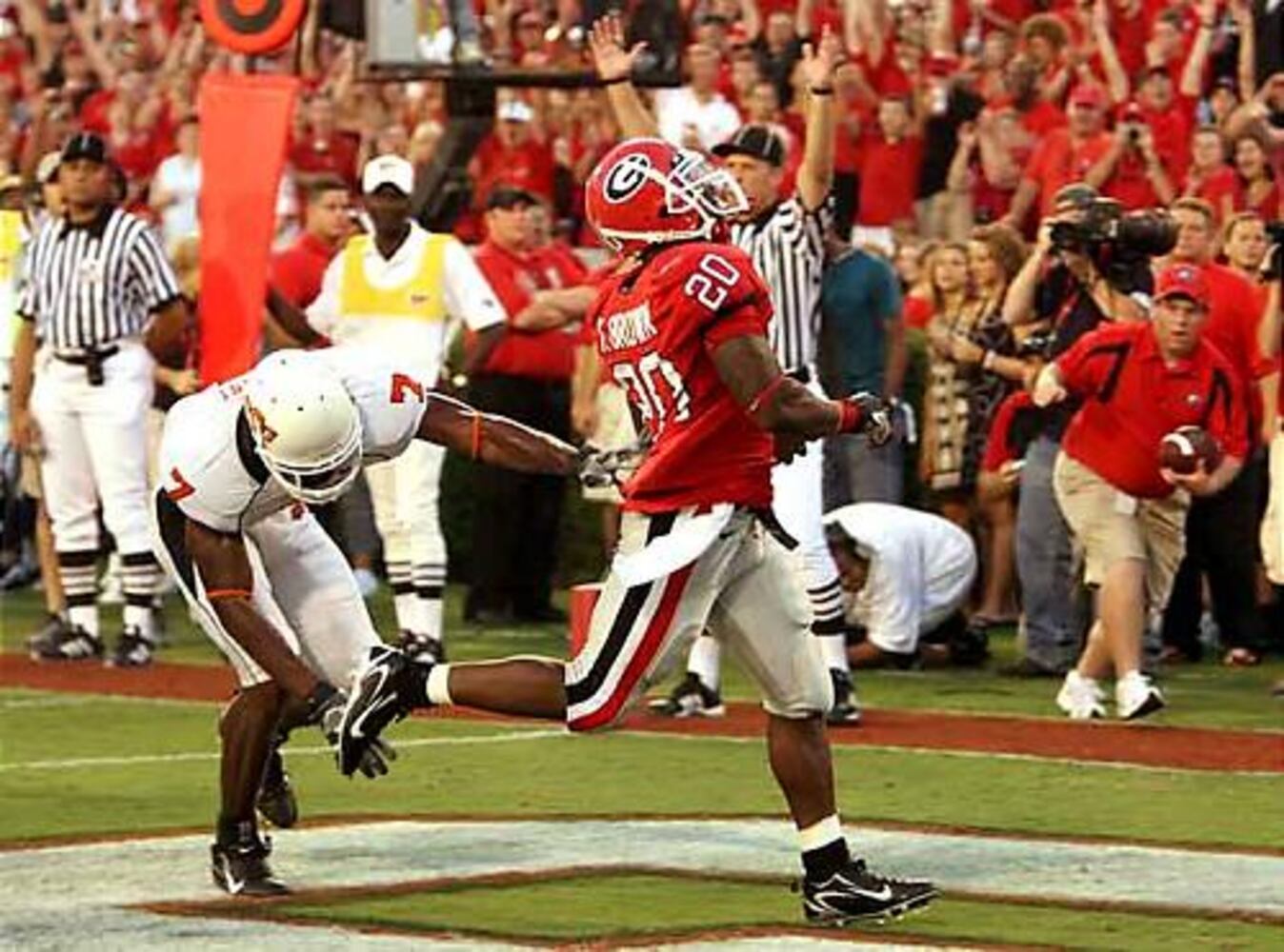 Georgia Bulldogs 35, Oklahoma St. 14 (2007)