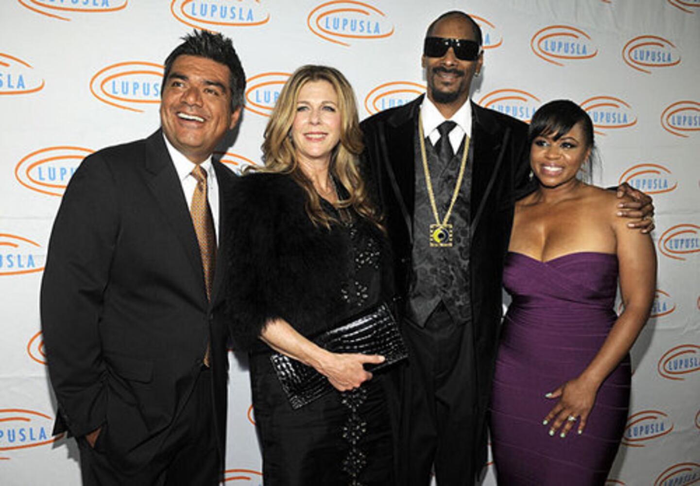 Snoop Dogg, Wayne Newton fight lupus