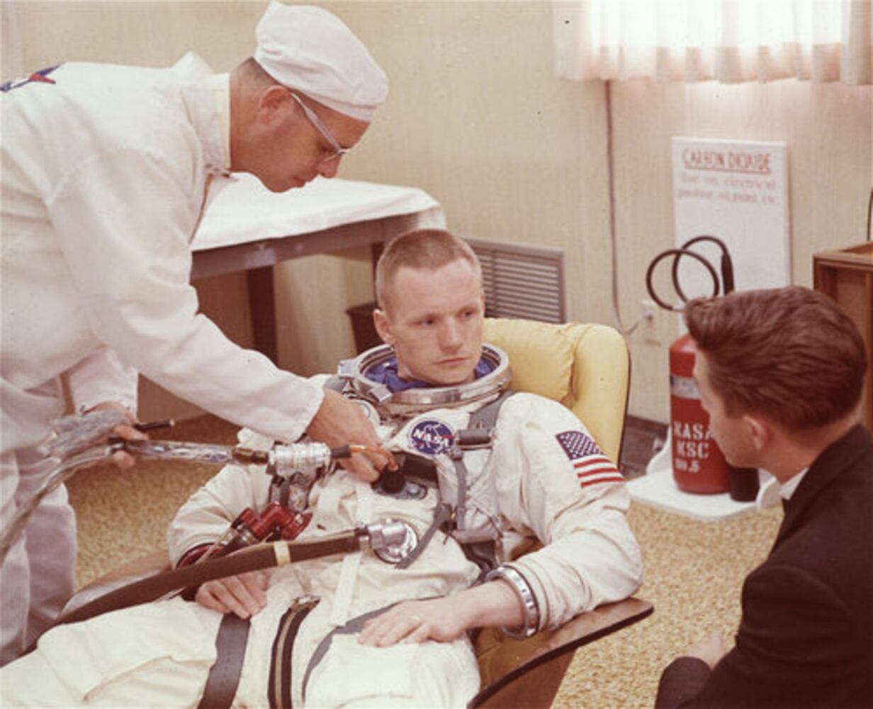 Astronaut Neil Armstrong dies