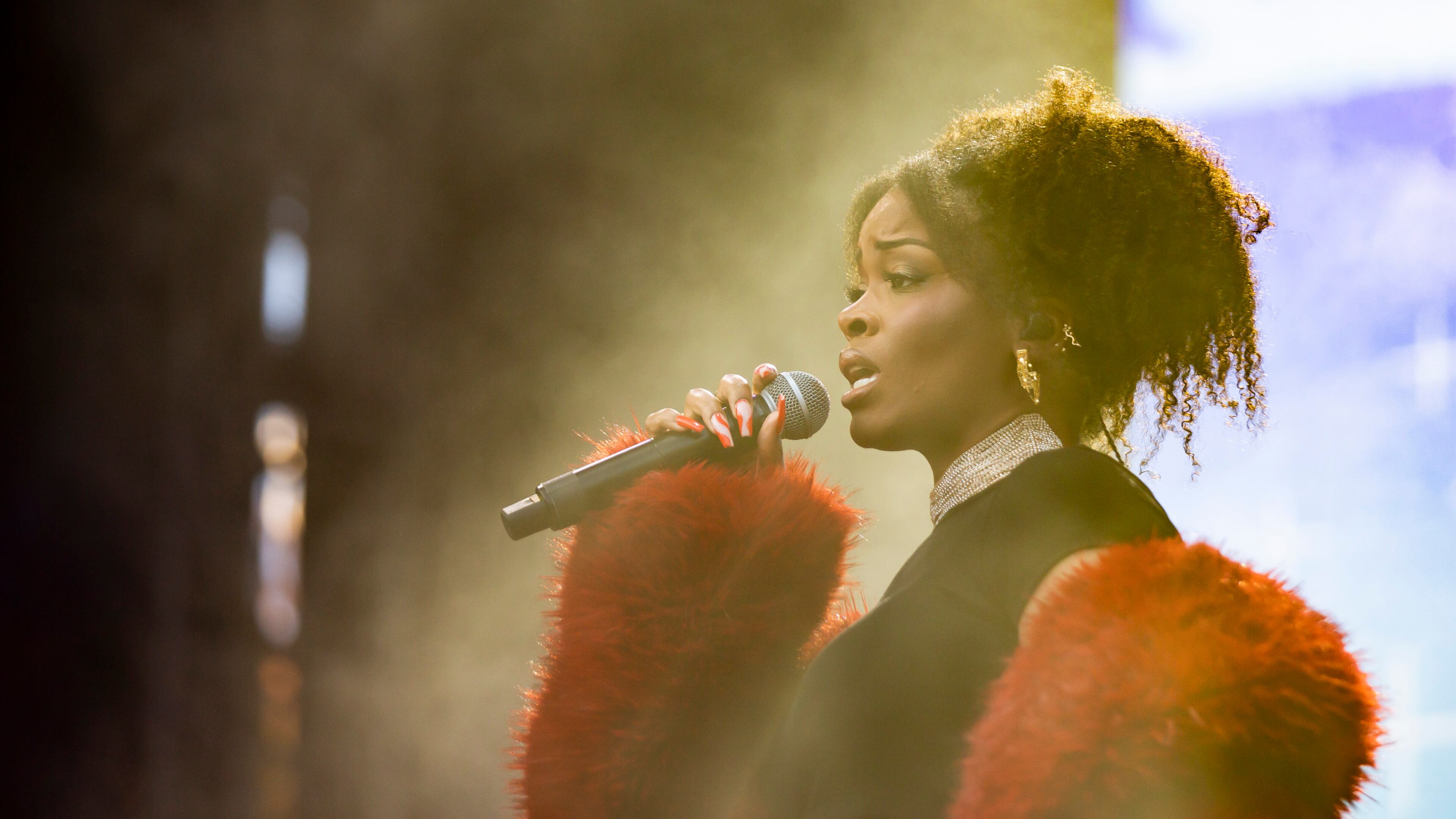 After some initial technical difficulties, Ari Lennox soothed the One Musicfest crowd with her smooth R&B, Saturday October 26, 2024, at Central Park. (Ryan Fleisher for The Atlanta Journal-Constitution)