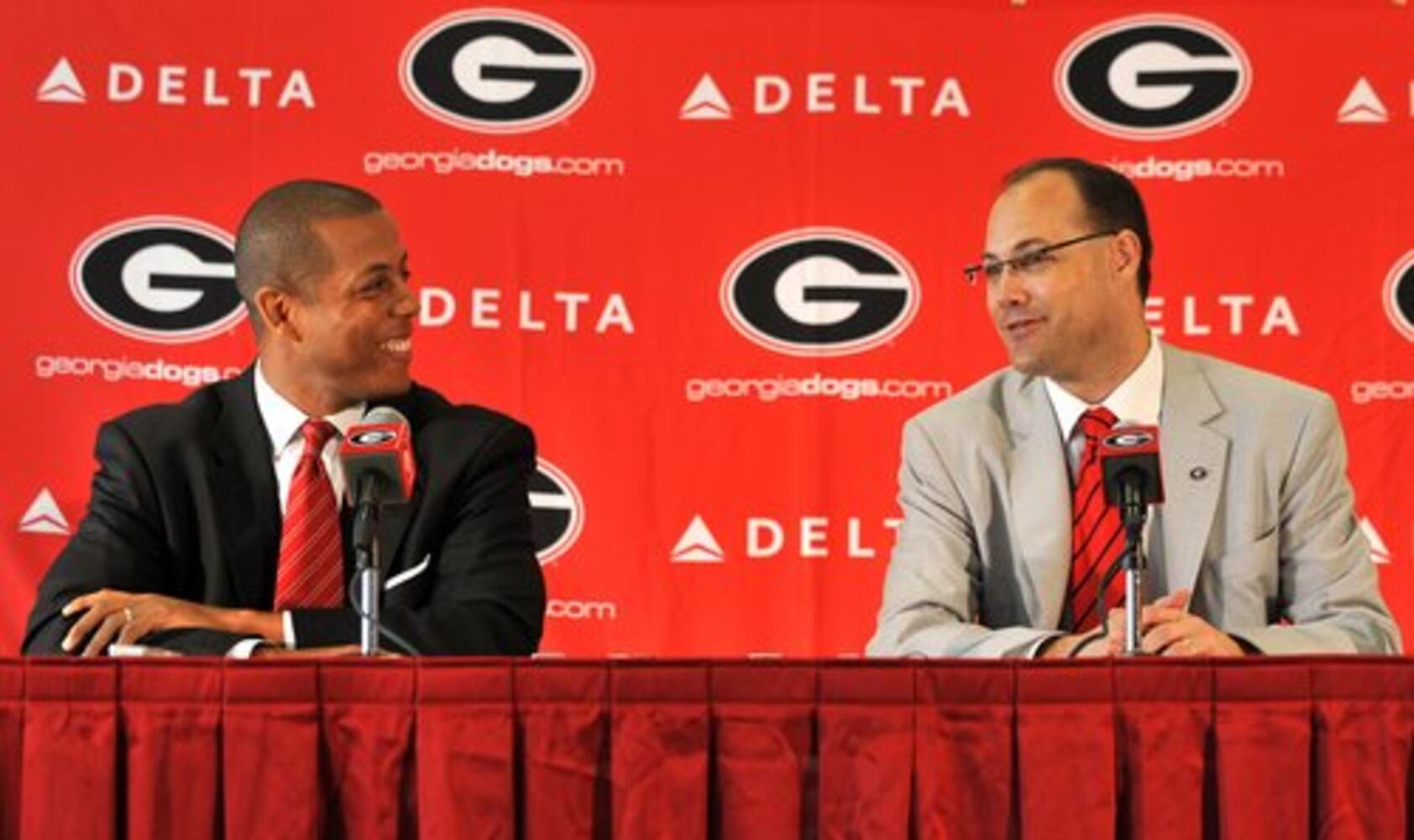 Georgia introduces Mark Fox as new basketball coach