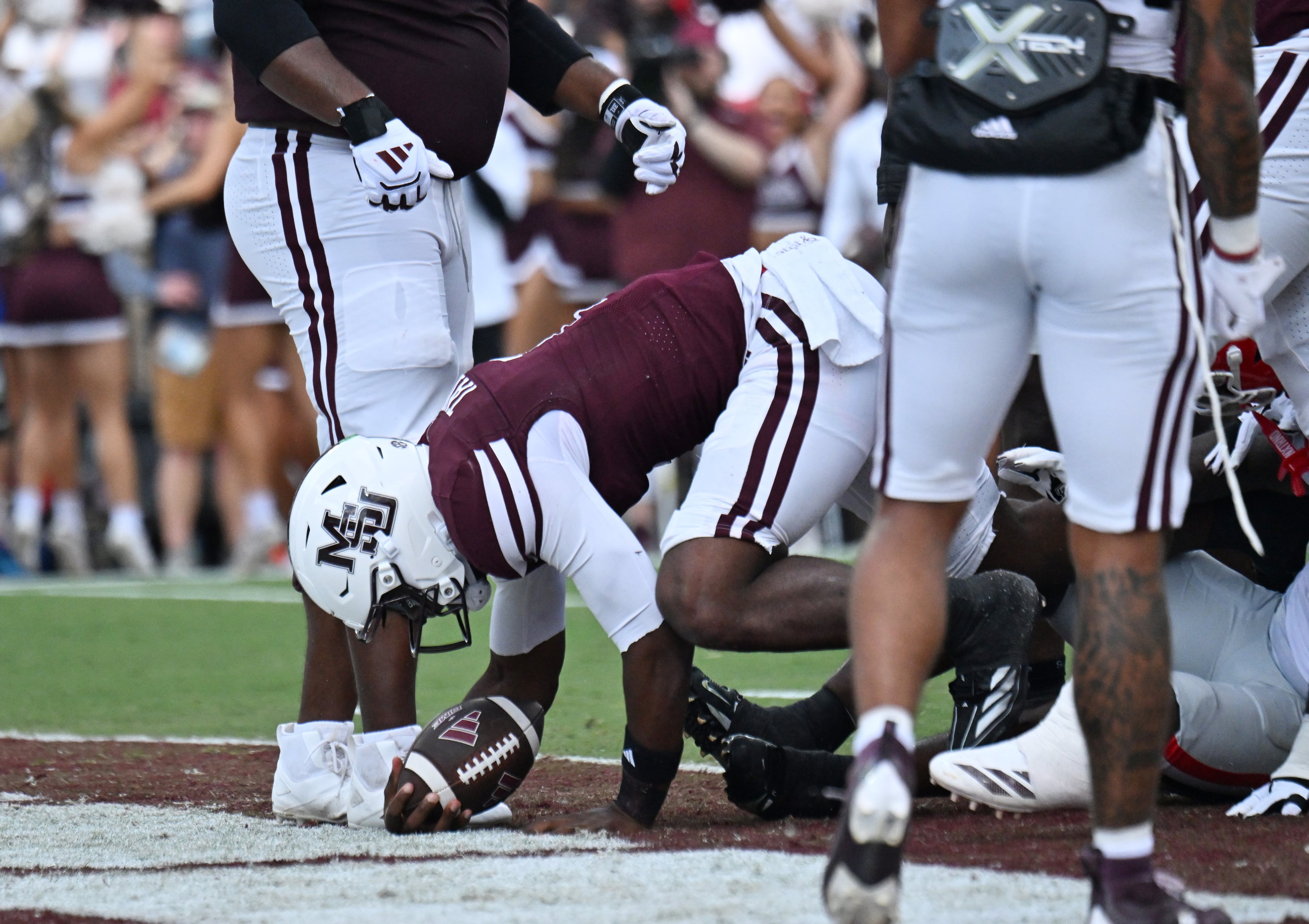 Mississippi State quarterback Kamario Taylor (1) scores a touchdown during the first half in an NCAA football game at Davis Wade Stadium, Saturday, November 8, 2025, in Starkville, Mississippi. (Hyosub Shin / AJC)