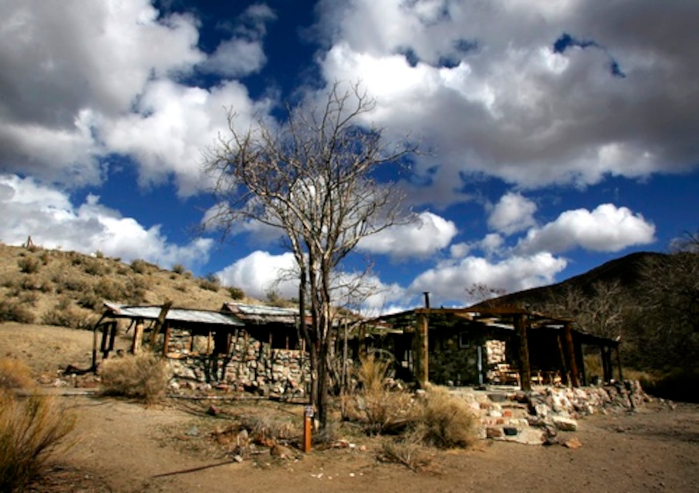 Search for bodies at Manson ranch